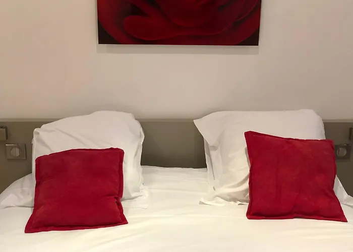 MONTAIGNE - CHAMPS ELYSEES LUXURY&DESIGN / 110 m2